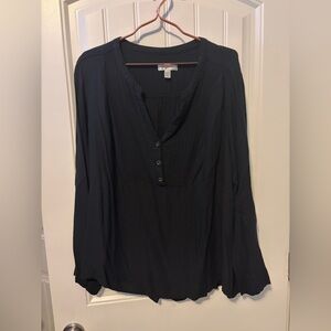 Flowy black v neck top